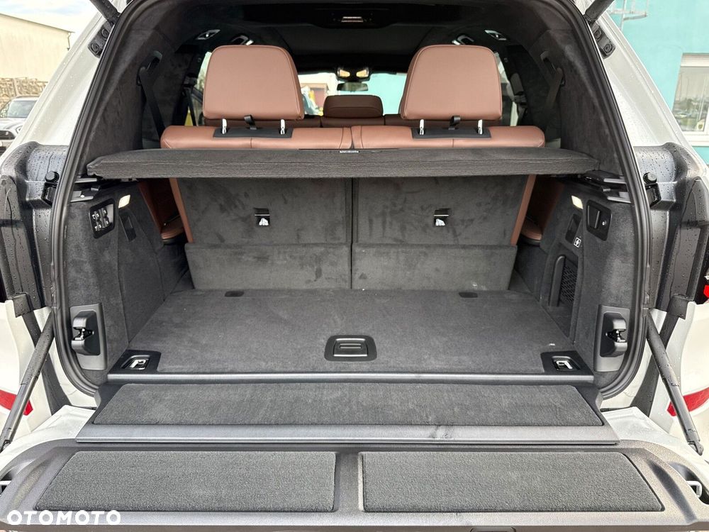 BMW X7 - 19