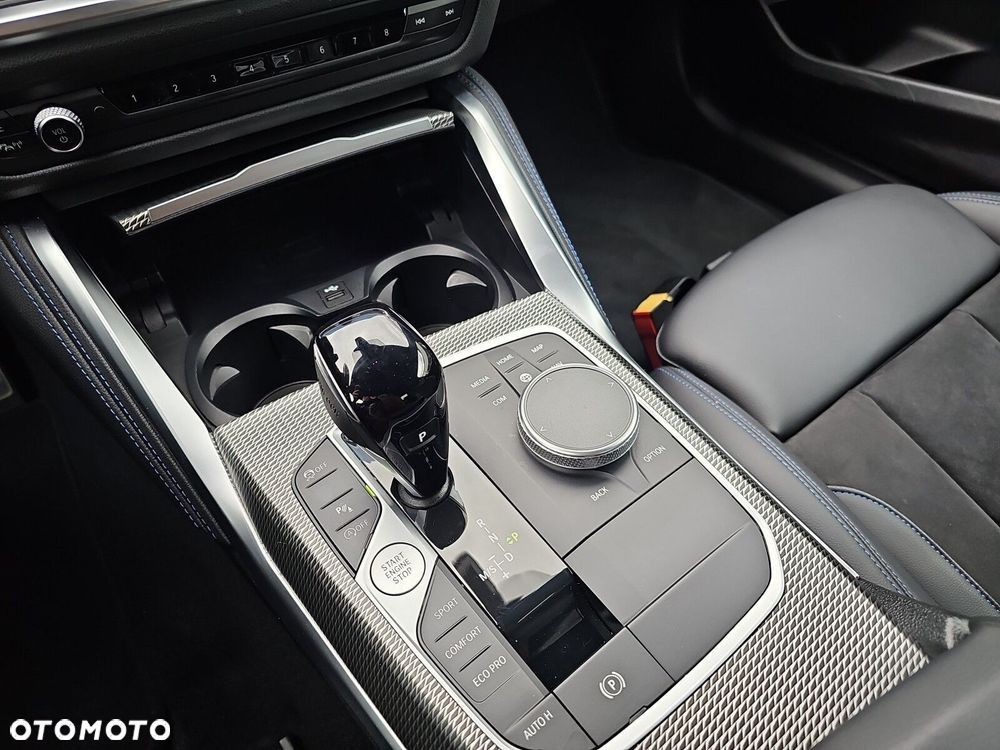 BMW Seria 2 220i M Sport - 24