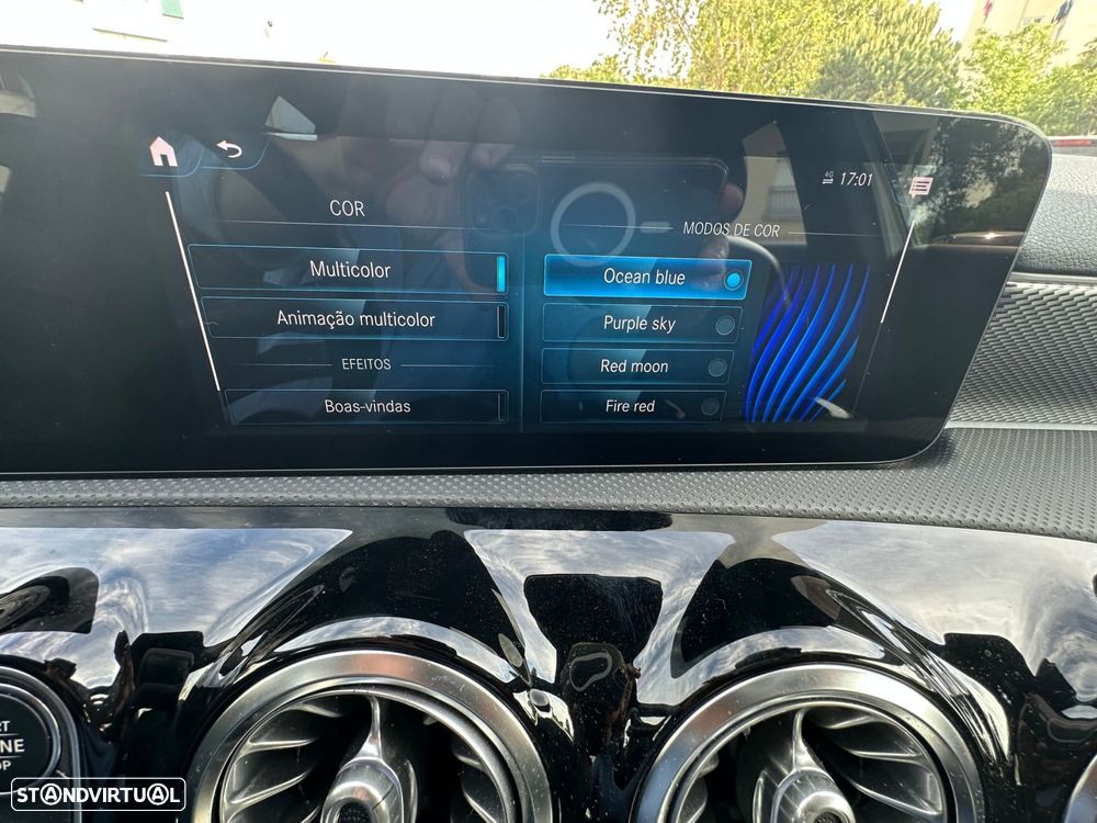 Mercedes-Benz A 250 e Style Plus - 19