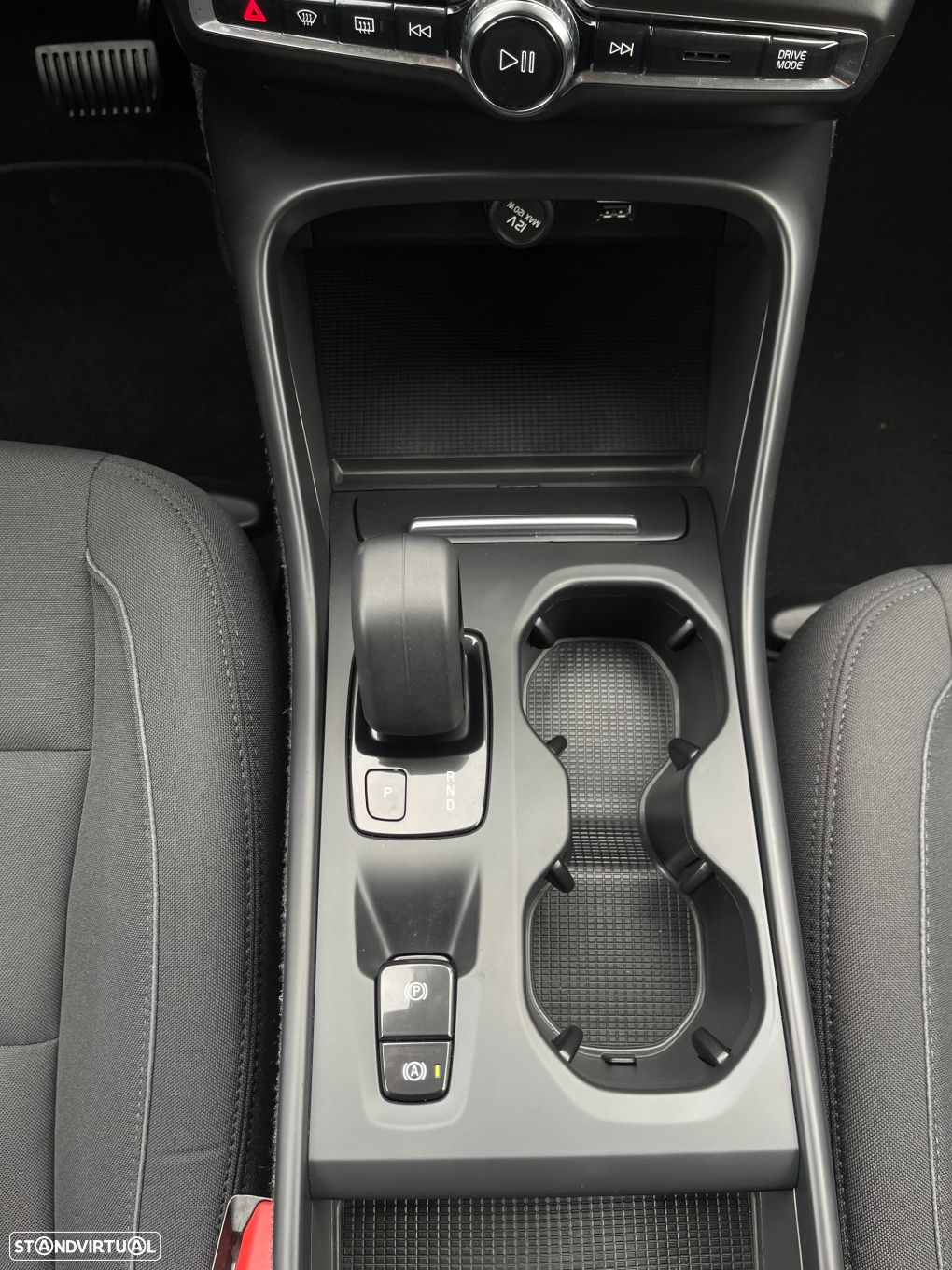 Volvo XC 40 1.5 T4 PHEV Inscription - 32