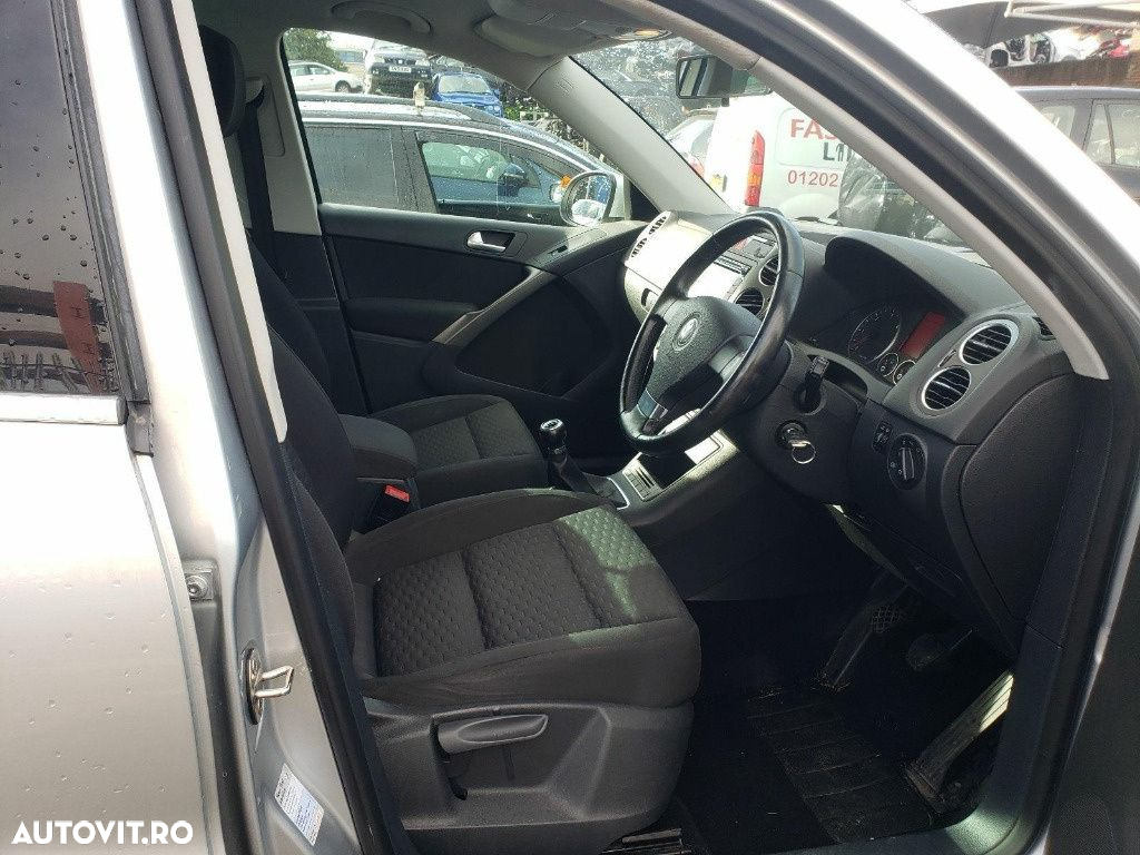 Galerie evacuare Volkswagen Tiguan 2008 SUV 2.0 TDI CBAB - 8