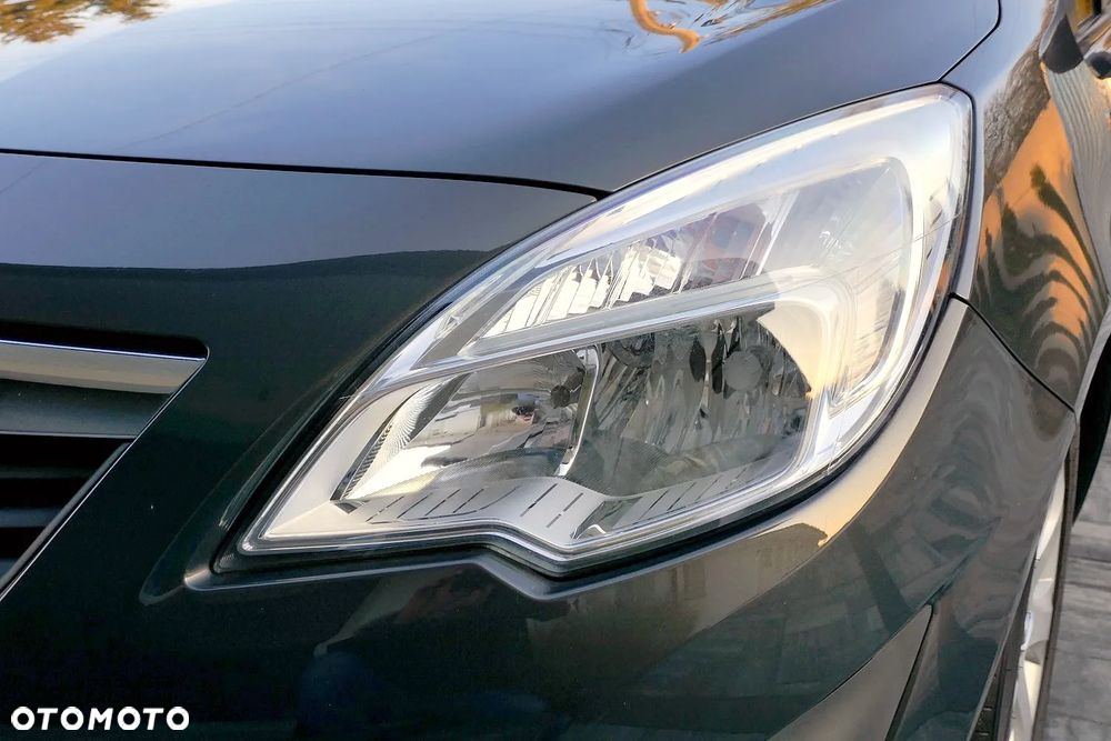 Opel Meriva - 25