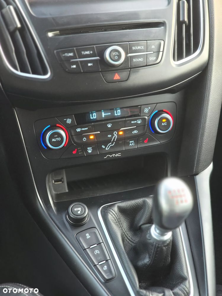 Ford Focus 2.0 TDCi ST-2 - 12