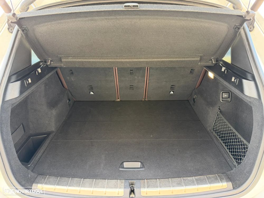 BMW X1 18 d sDrive xLine - 26
