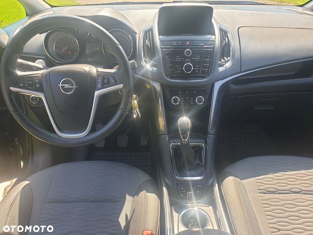 Opel Zafira - 7