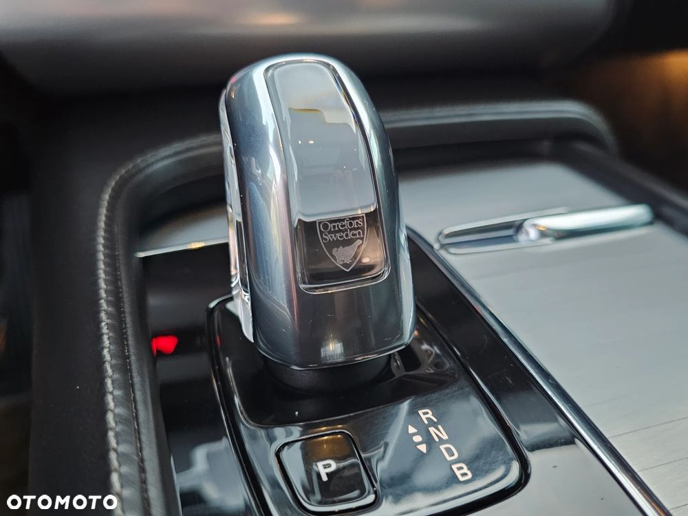 Volvo XC 90 T8 AWD Ultra Bright - 33