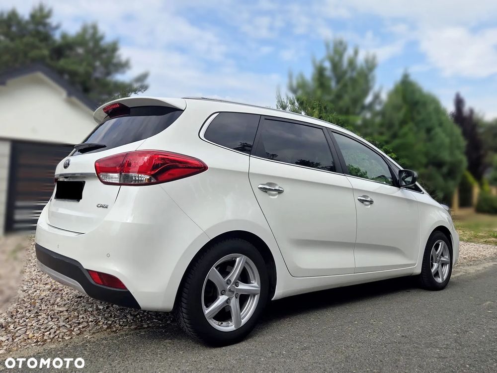 Kia Carens 1.7 CRDi M 7os - 6