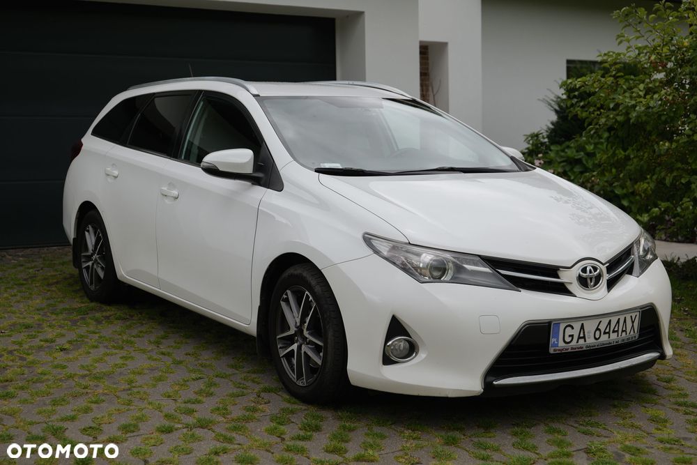 Toyota Auris - 15