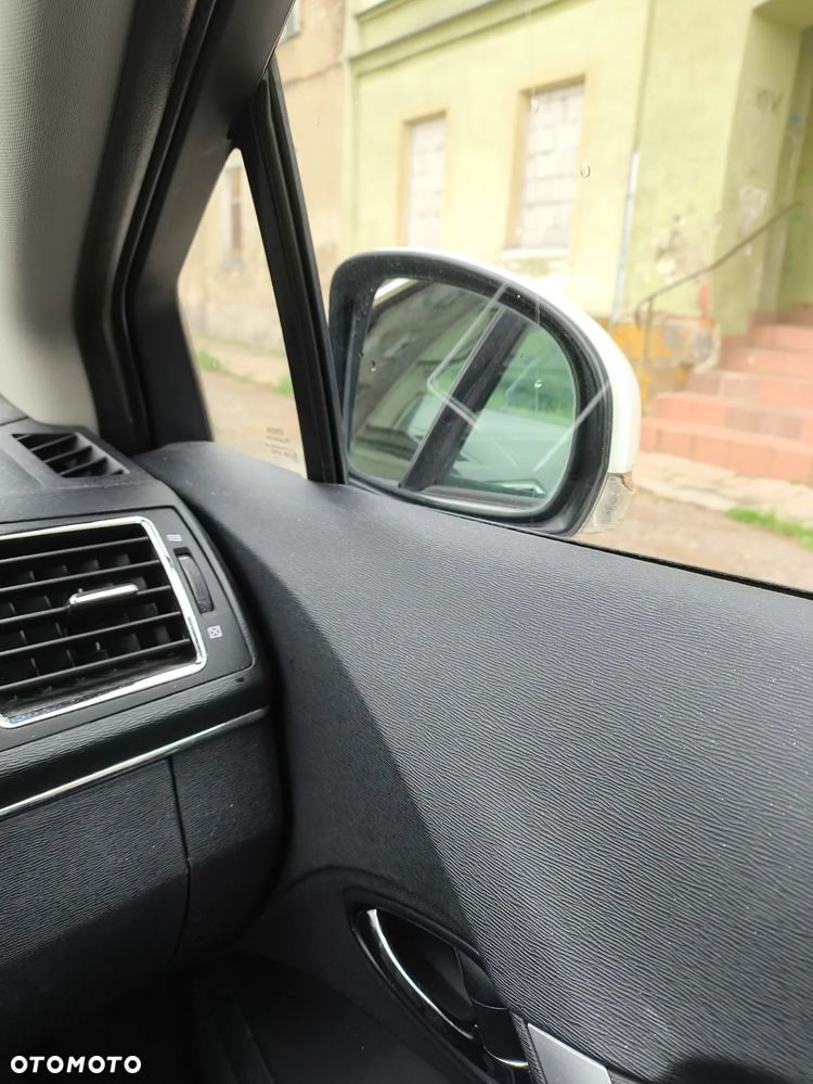 Toyota Avensis 2.0 D-4D Premium - 27