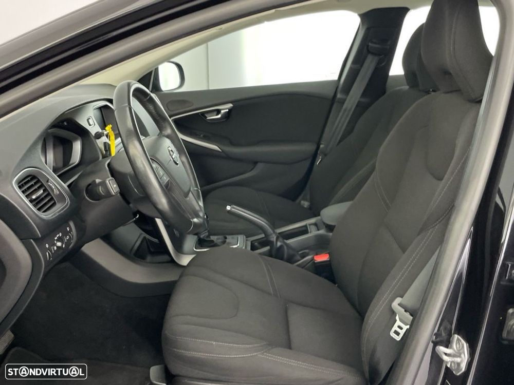 Volvo V40 1.5 T3 Sport Edition Geartronic - 11