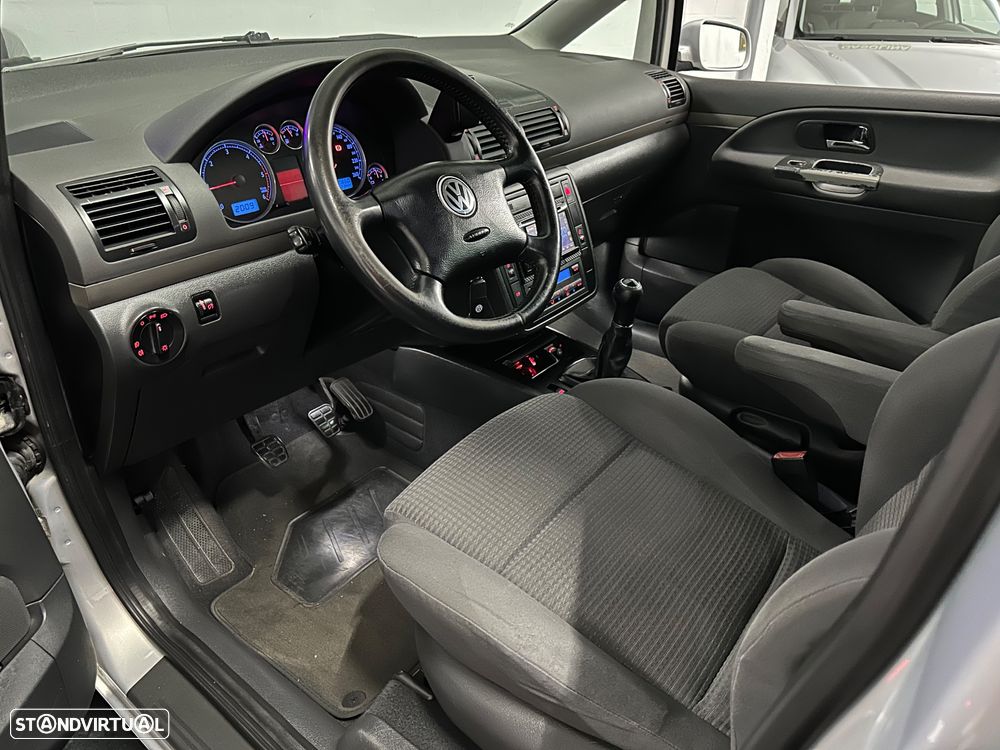 VW Sharan 1.9 TDI Highline - 16