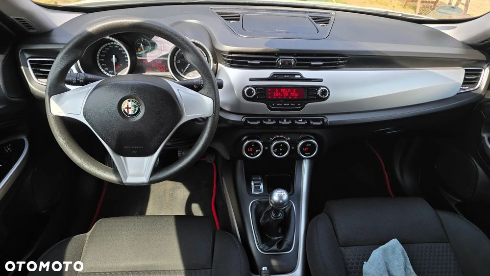 Alfa Romeo Giulietta 1.6 JTDM 16V Turismo - 12
