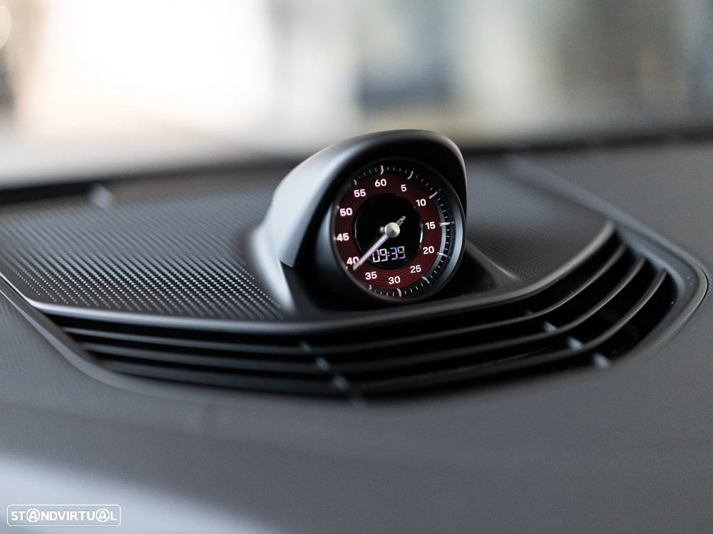 Porsche Taycan 4S Bateria Performance Plus - 44