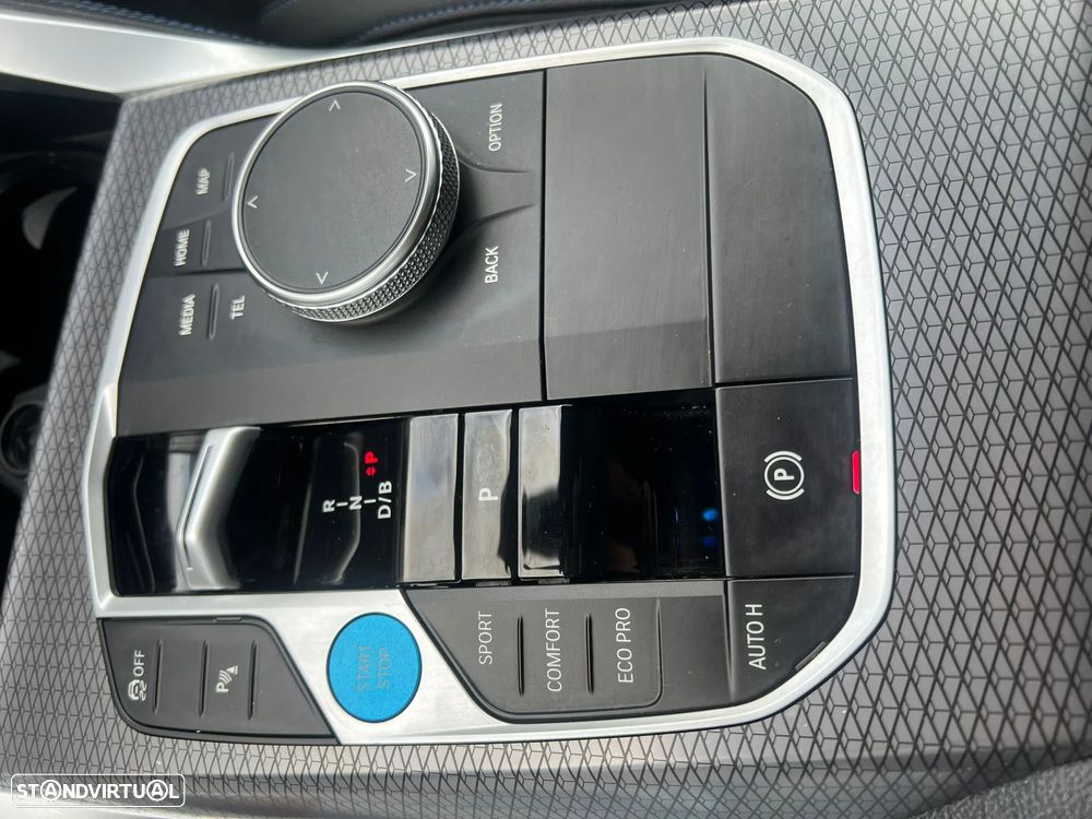 BMW i4 eDrive40 Edição Desportiva M - 50
