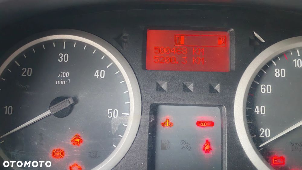 Opel Vivaro - 20