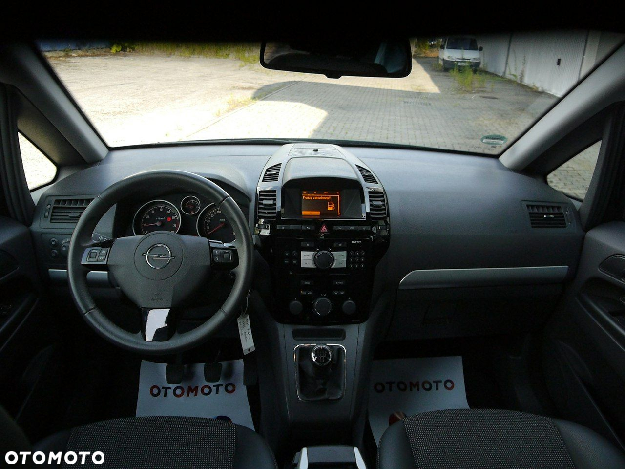 Opel Zafira 1.8 Sport - 21