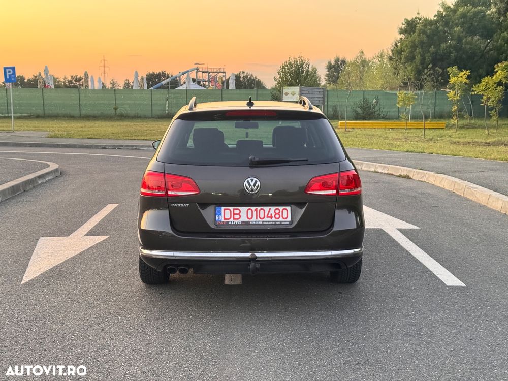 Volkswagen Passat 2.0 TDI Blue TDI Comfortline - 5