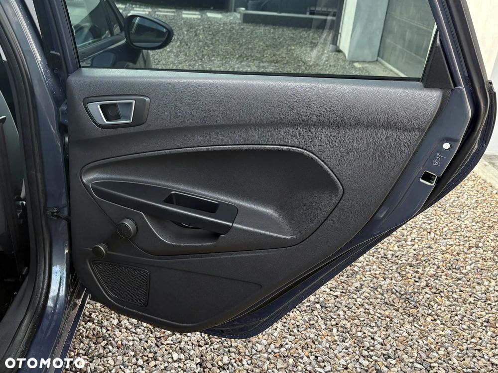 Ford Fiesta 1.25 Titanium EU5 - 22