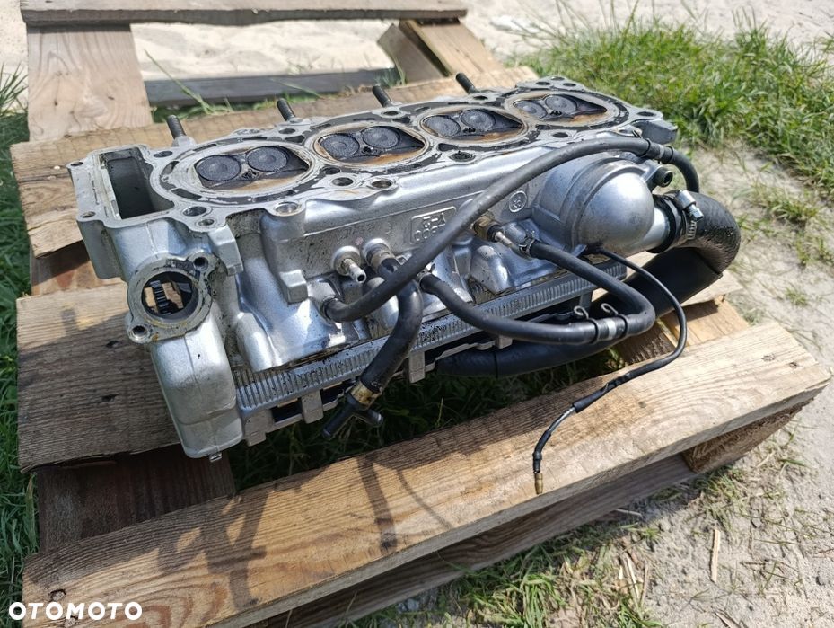 Głowica wałki rozrządu silnika cylindra Yamaha R6 99-02r 5eb  B4 - 4