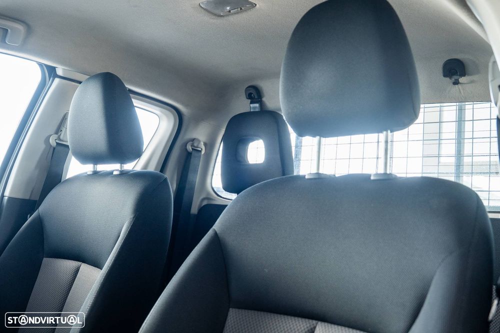 Mitsubishi L 200 2.3 Di-D Club Invicte 4X4 - 19