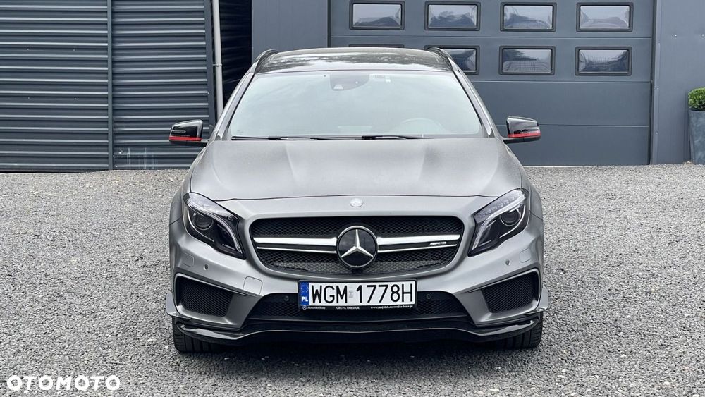 Mercedes-Benz GLA - 2
