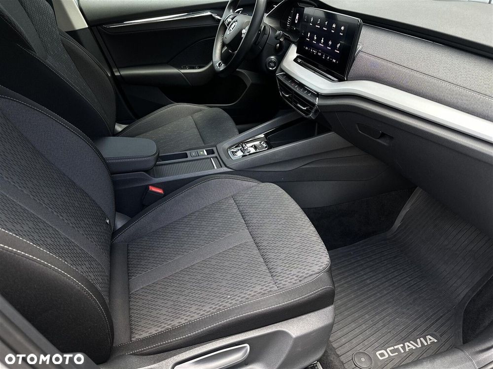 Skoda Octavia 2.0 TSI 4x4 Style DSG - 9