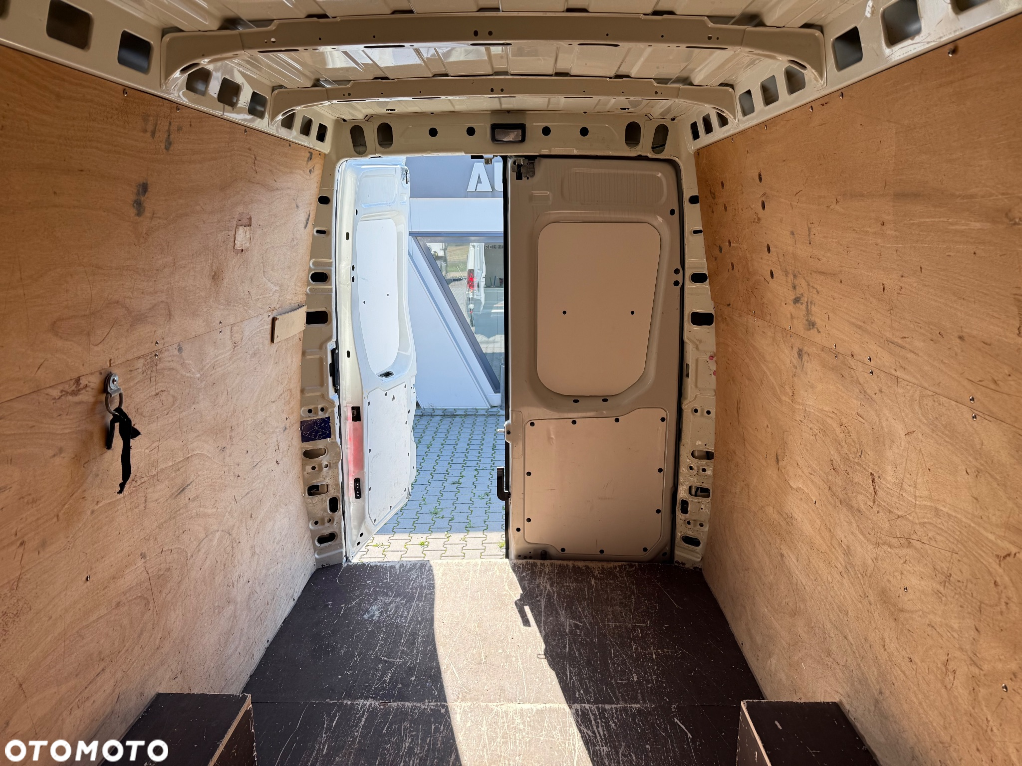 Iveco DAILY 35S15 / L4H3 / 3.0 150 KM / BLASZAK / BAGAŻNIK DACHOWY / Z FRANCJI / STAN BDB / / / - 17