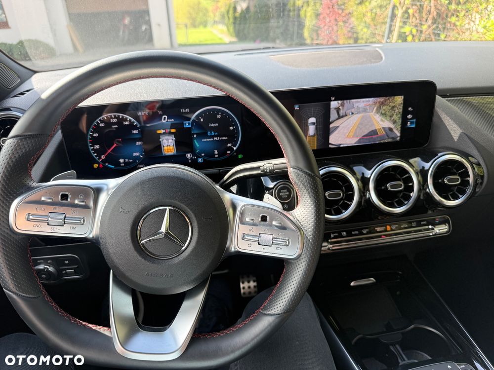 Mercedes-Benz GLA 200 d AMG Line - 7