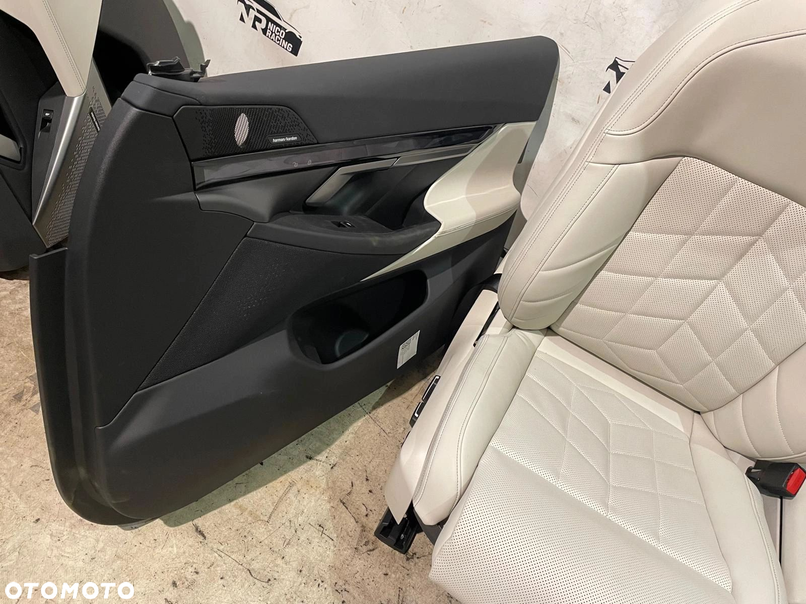 FOTELE TAPICERKA SKÓRA KOMFORT GRZANIE WENTYLACJA PAMIĘĆ BMW 5 G60 HARMAN - 5