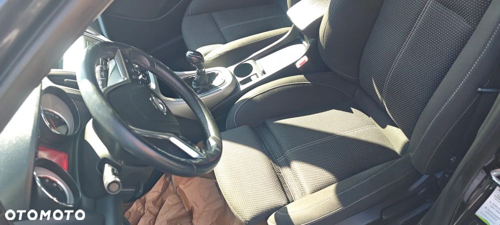 Opel Astra - 9
