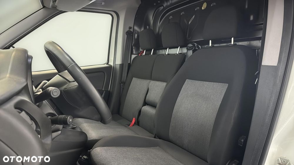 Fiat Doblo Cargo/Van - 12