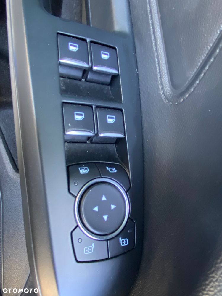 Ford Focus 1.5 EcoBlue STart-Stopp-System TITANIUM - 20