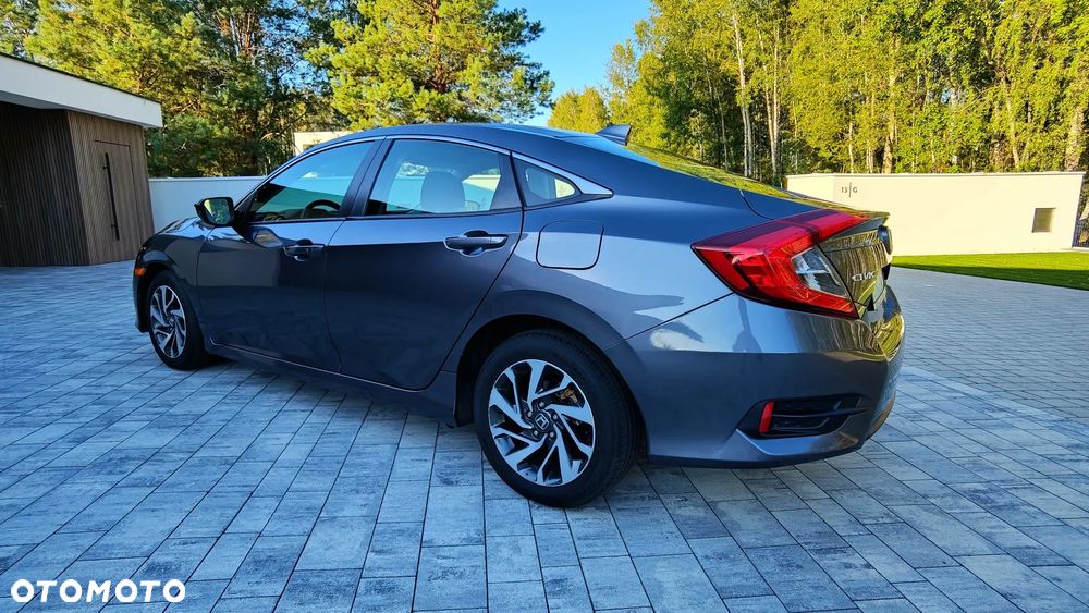 Honda Civic 2.0 i-VTEC LX CVT - 7