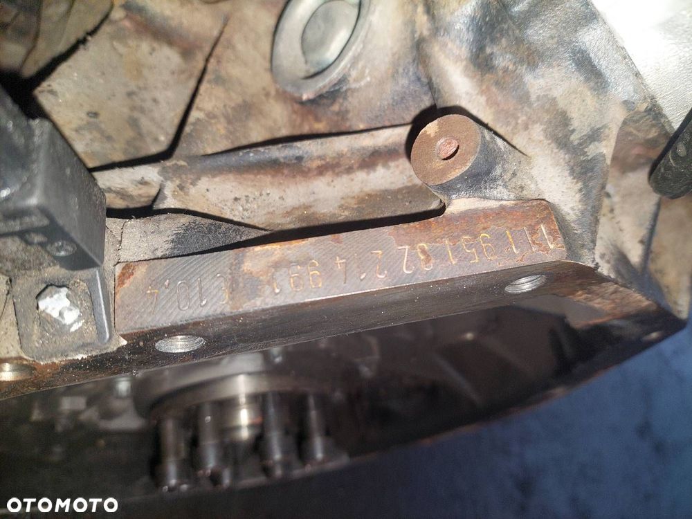 SILNIK BENZYNOWY CL203 C180 111951 111.951 - 6