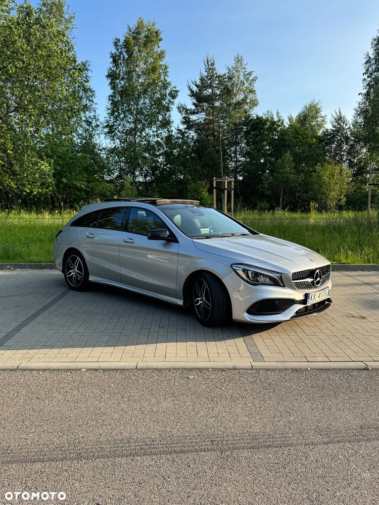 Mercedes-Benz CLA 220 4-Matic AMG Line - 4
