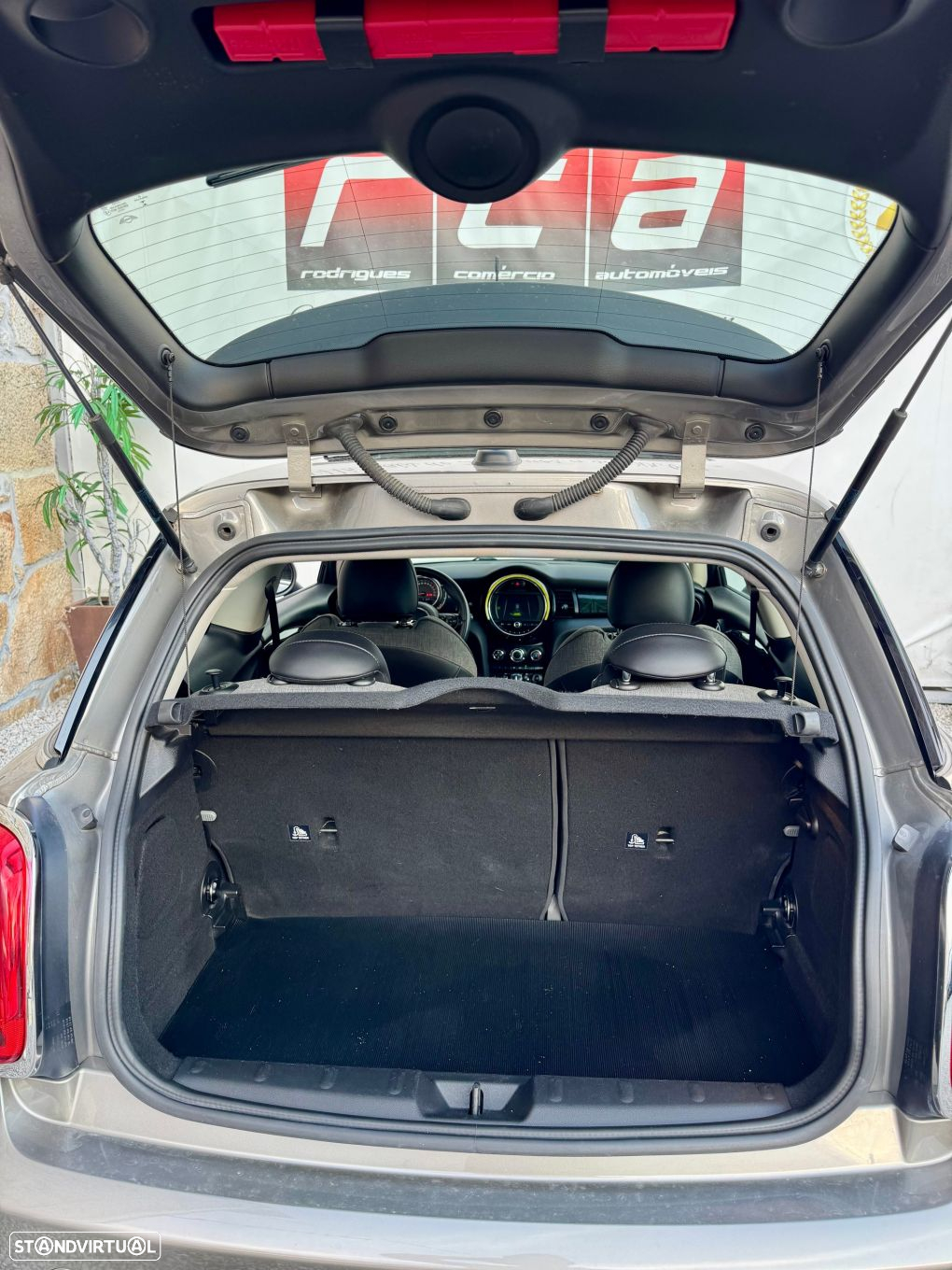 MINI 3 Portas - 9