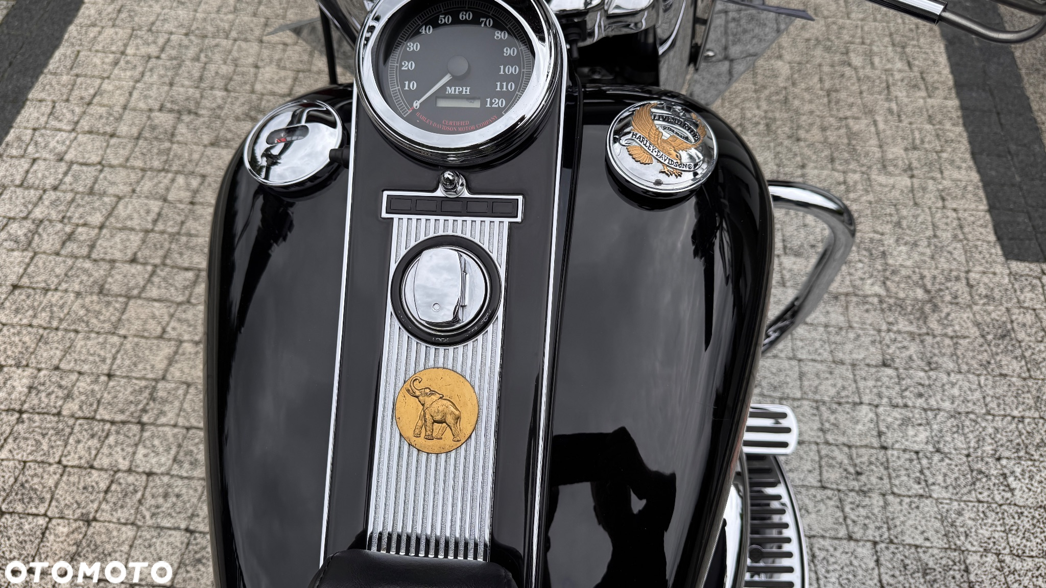 Harley-Davidson Touring Road King - 32