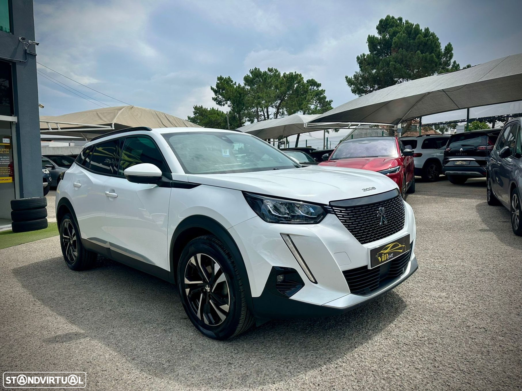 Peugeot 2008 1.5 BlueHDi Allure - 3