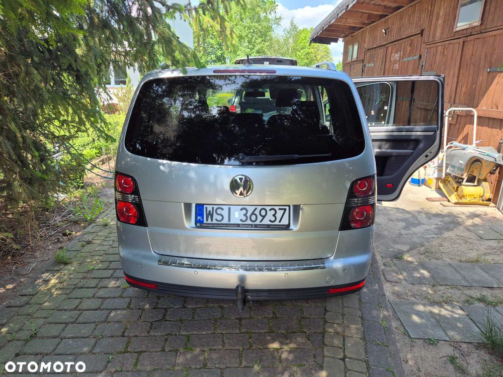 Volkswagen Touran - 7