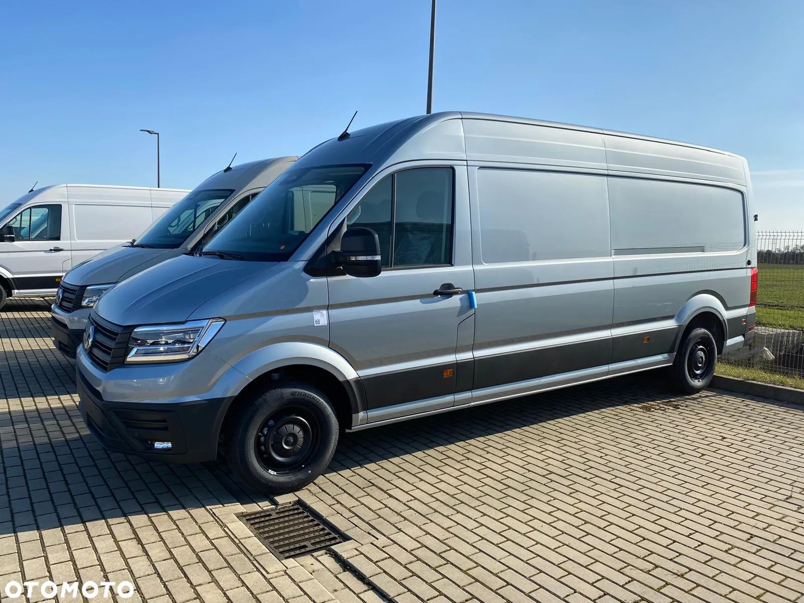 Volkswagen Crafter - 1