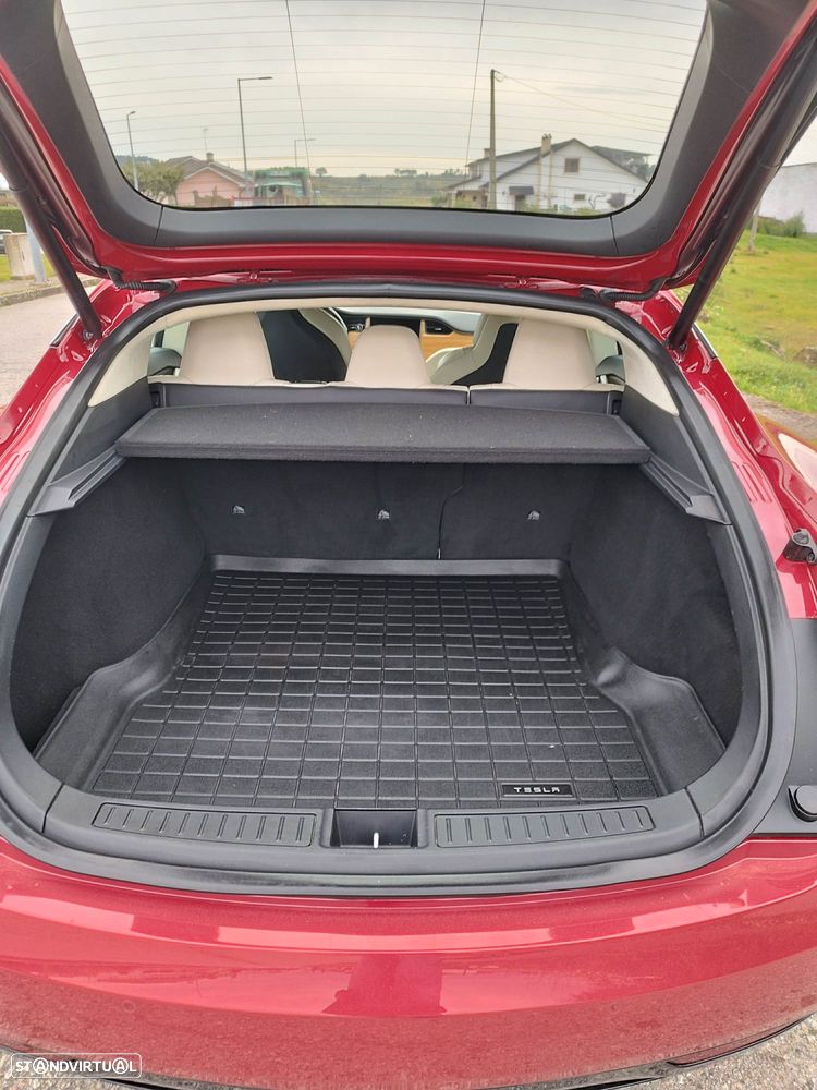 Tesla Model S Long Range - 20