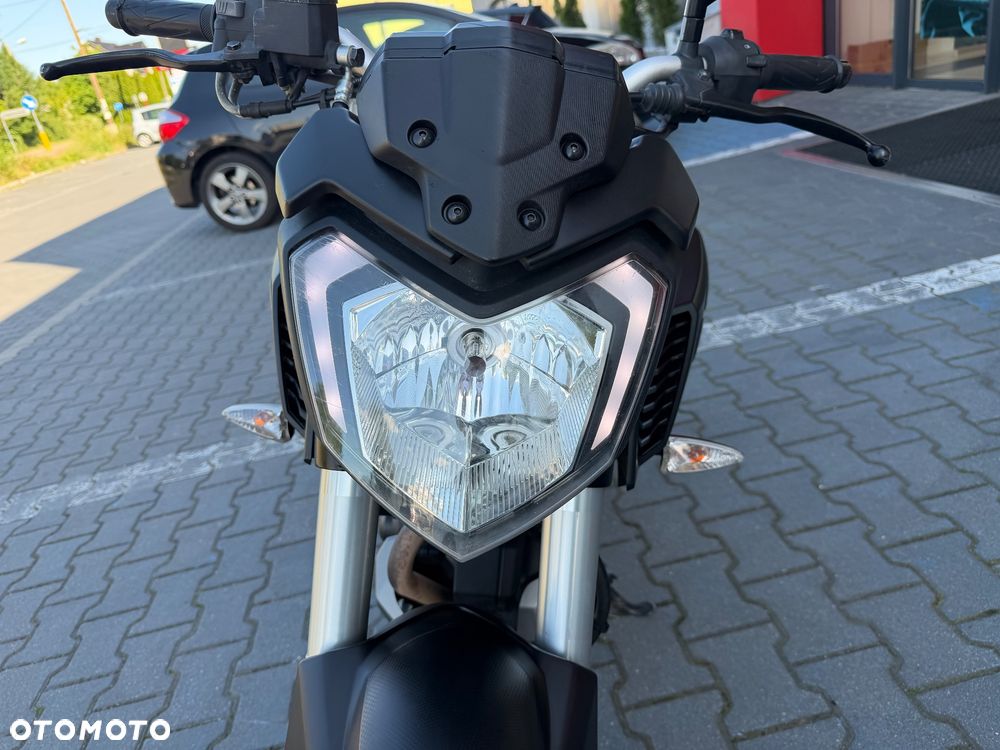 Yamaha MT - 8