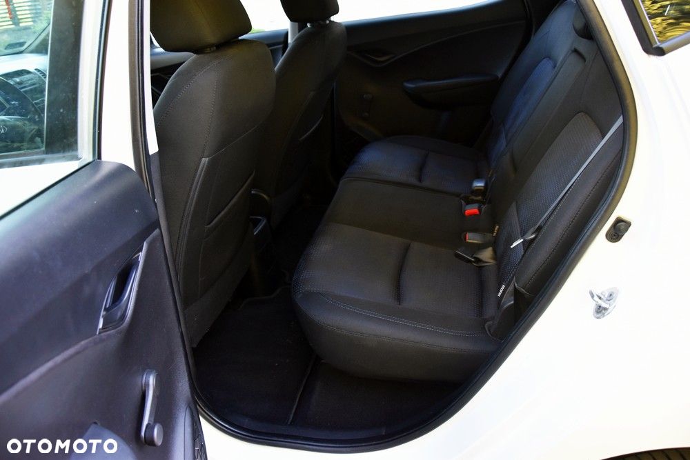 Hyundai ix20 1.4 Comfort - 11