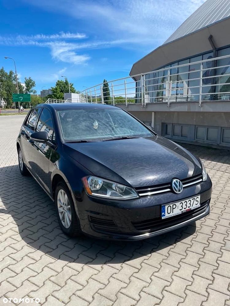 Volkswagen Golf - 2