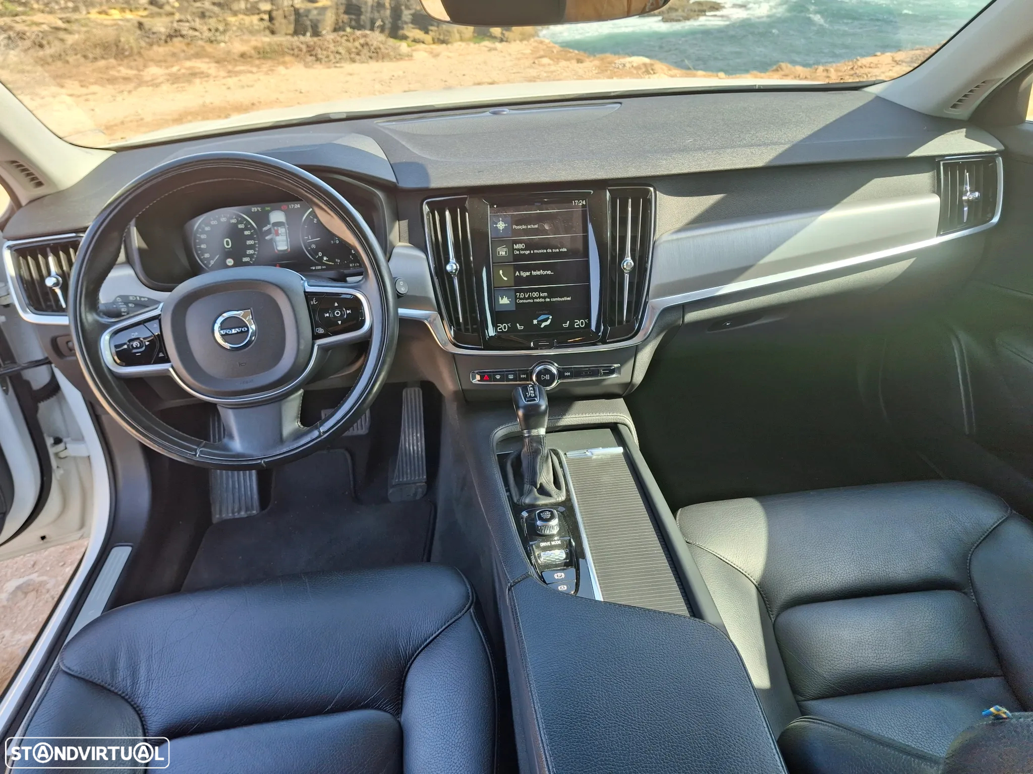 Volvo V90 2.0 D4 Momentum Plus Geartronic - 5