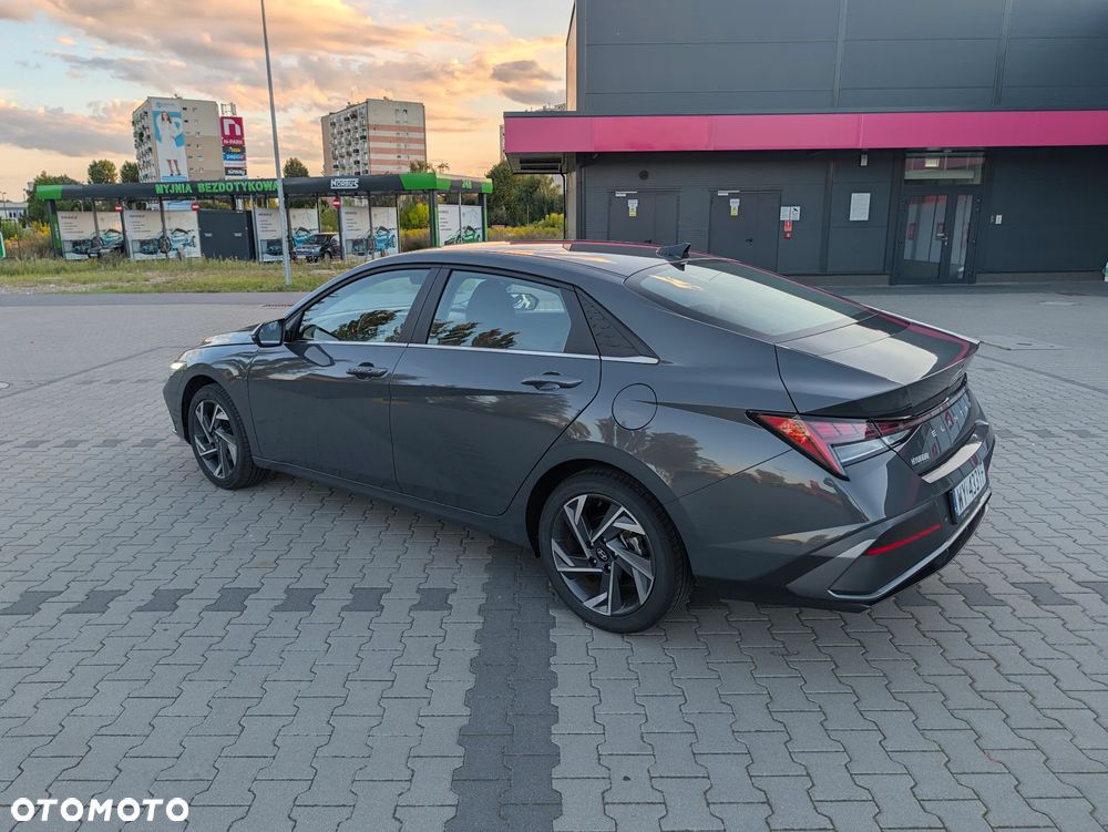 Hyundai Elantra 1.6 Smart CVT - 7