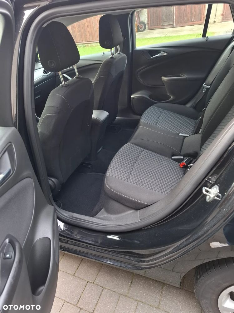 Opel Astra 1.6 D (CDTI) Edition - 9