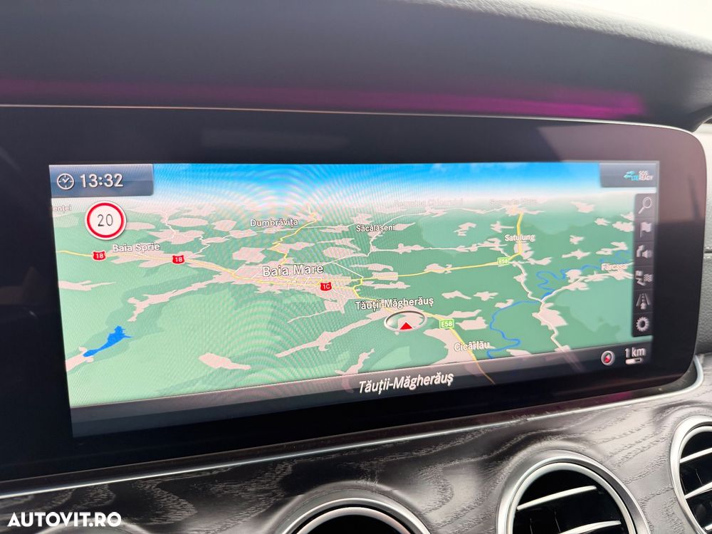 Mercedes-Benz E 220 d T 9G-TRONIC AMG Line - 14