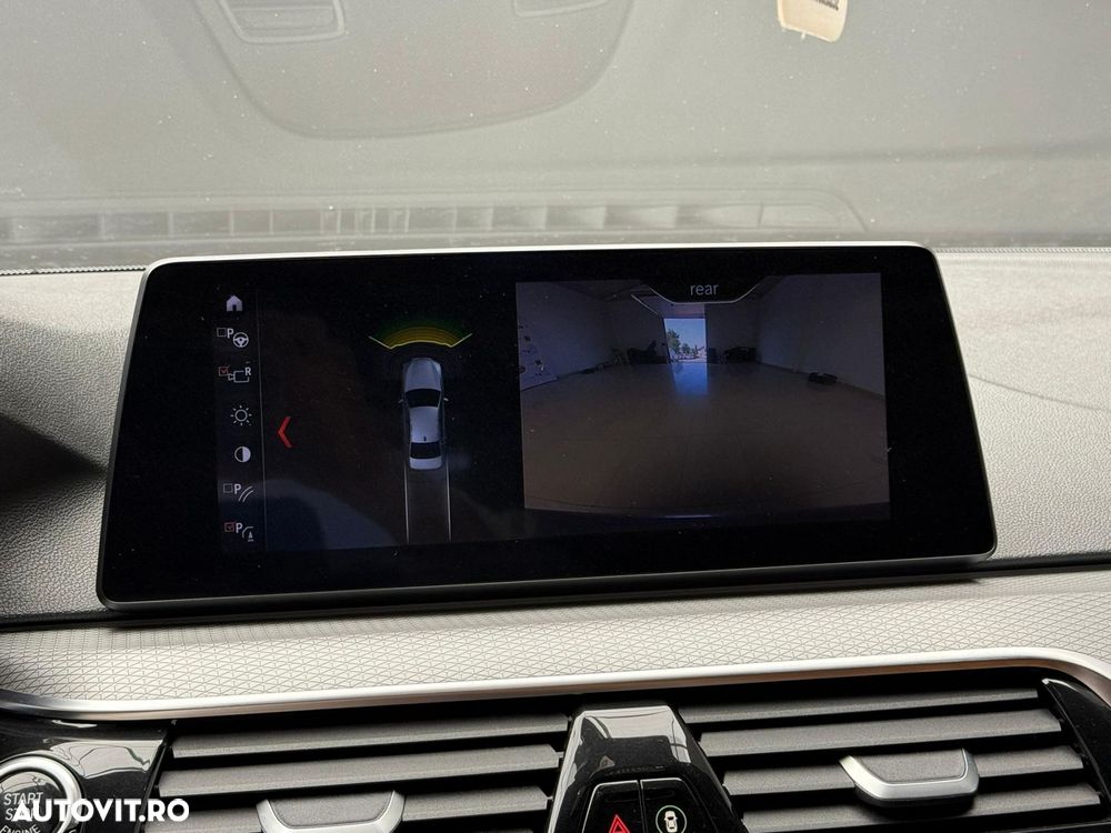 BMW Seria 5 520i Aut. M Sport Edition - 17