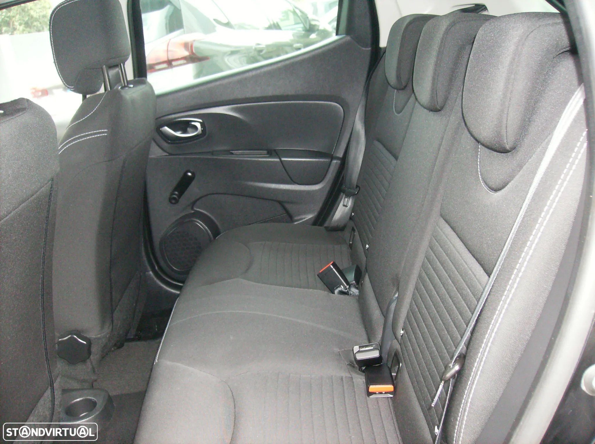 Renault Clio 0.9 TCe Limited Edition - 36